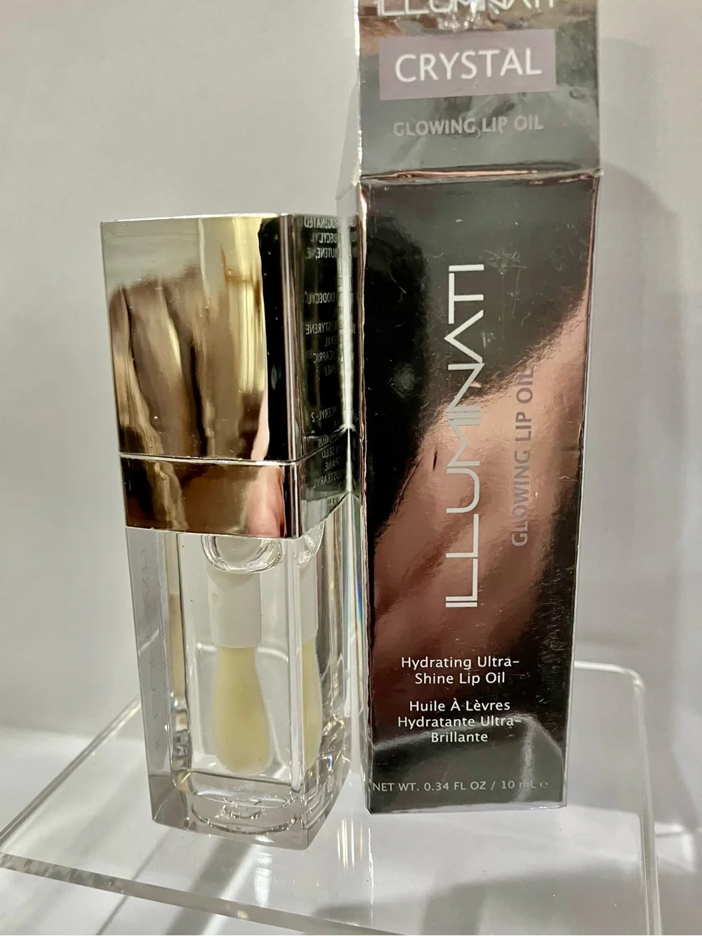 ILLUMINATI Crystal Glowing Lip Oil — Clear Hydrating Shine